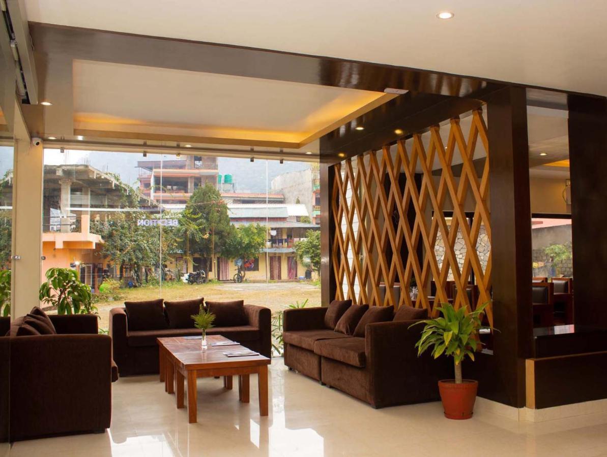 Hotel Silverline Похара Екстериор снимка